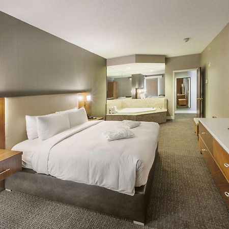 Hotel Doubletree By Hilton Nanuet Extérieur photo