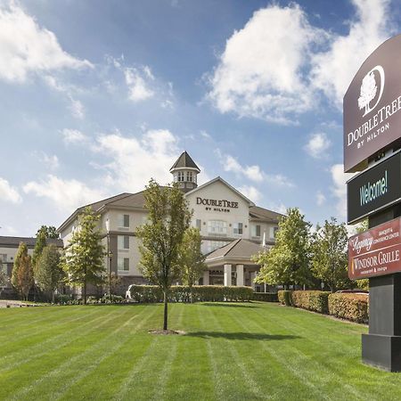 Hotel Doubletree By Hilton Nanuet Extérieur photo