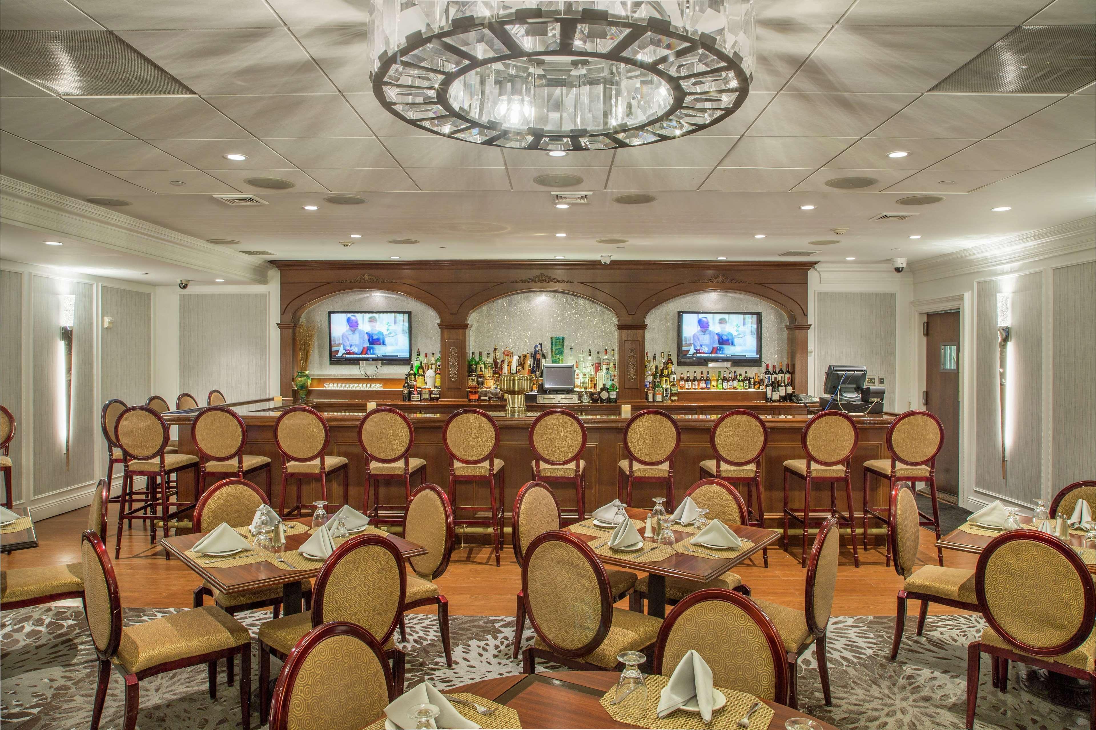 Hotel Doubletree By Hilton Nanuet Extérieur photo
