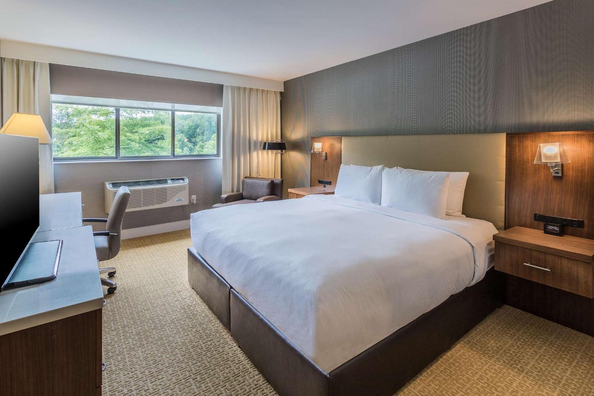 Hotel Doubletree By Hilton Nanuet Extérieur photo