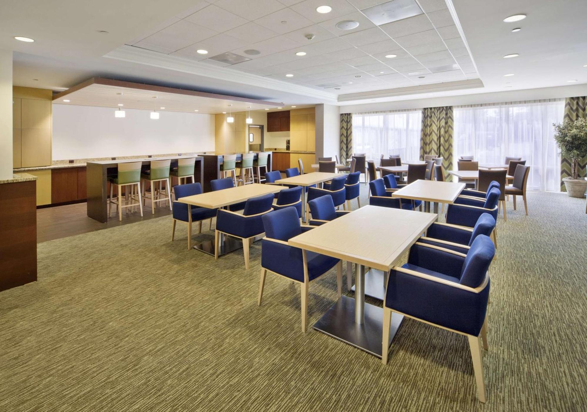 Hotel Doubletree By Hilton Nanuet Extérieur photo